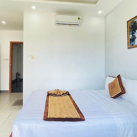 Y Linh Hotel Quy Nhon Exterior foto