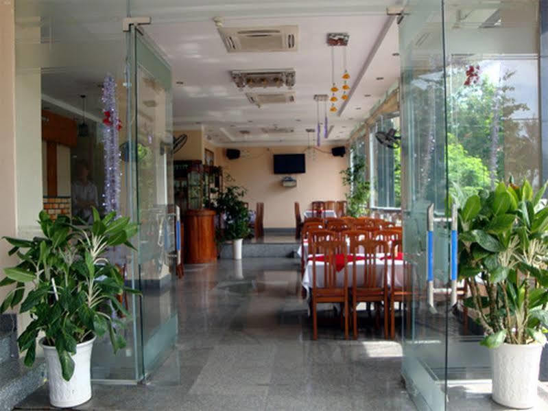 Y Linh Hotel Quy Nhon Exterior foto